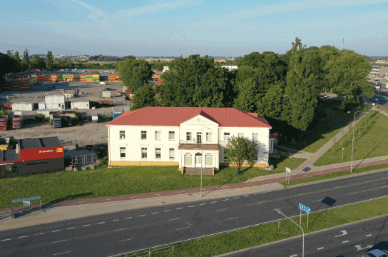 Sendvario dvaro sodybos fragmentai